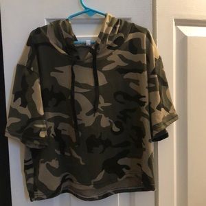 Camo crop top